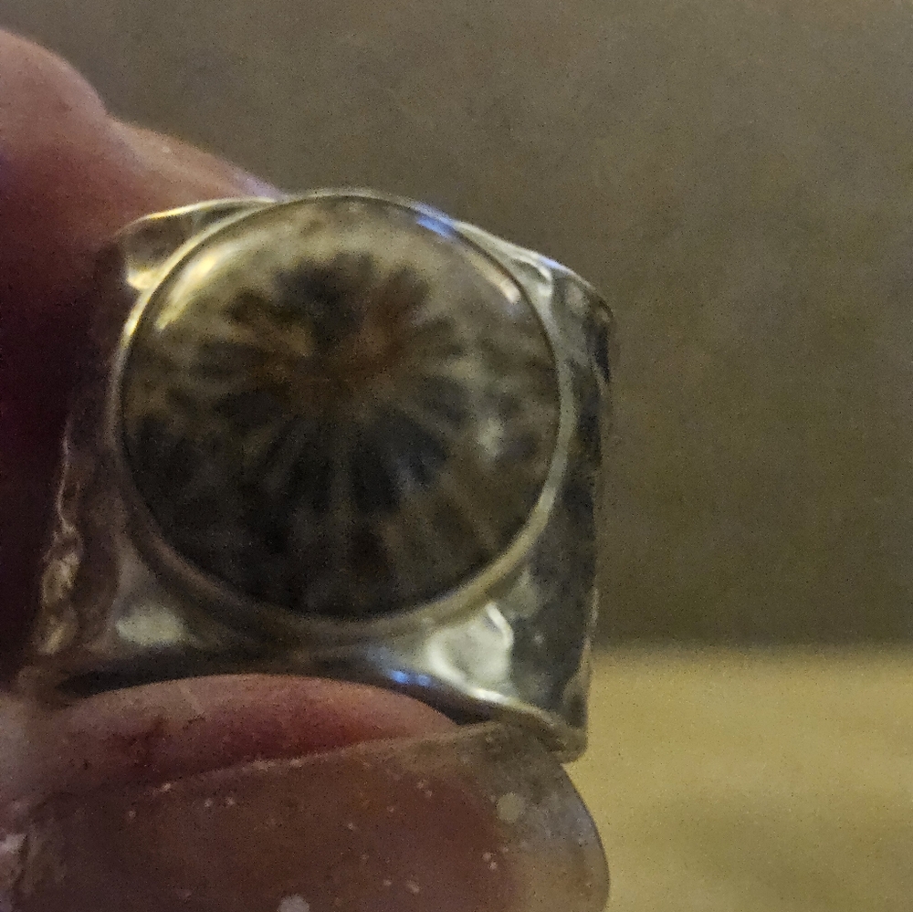 NICKY BUTLER HEAVY CIGAR BAND HAMMERED STERLING W/SINGLE STUNNING CENTER STONE!♡ - Picture 2 of 16